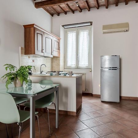 Lucca - Piazza Dell'Anfiteatro Central Apartment! ภายนอก รูปภาพ