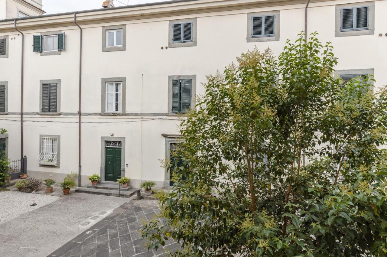 Lucca - Piazza Dell'Anfiteatro Central Apartment! ภายนอก รูปภาพ