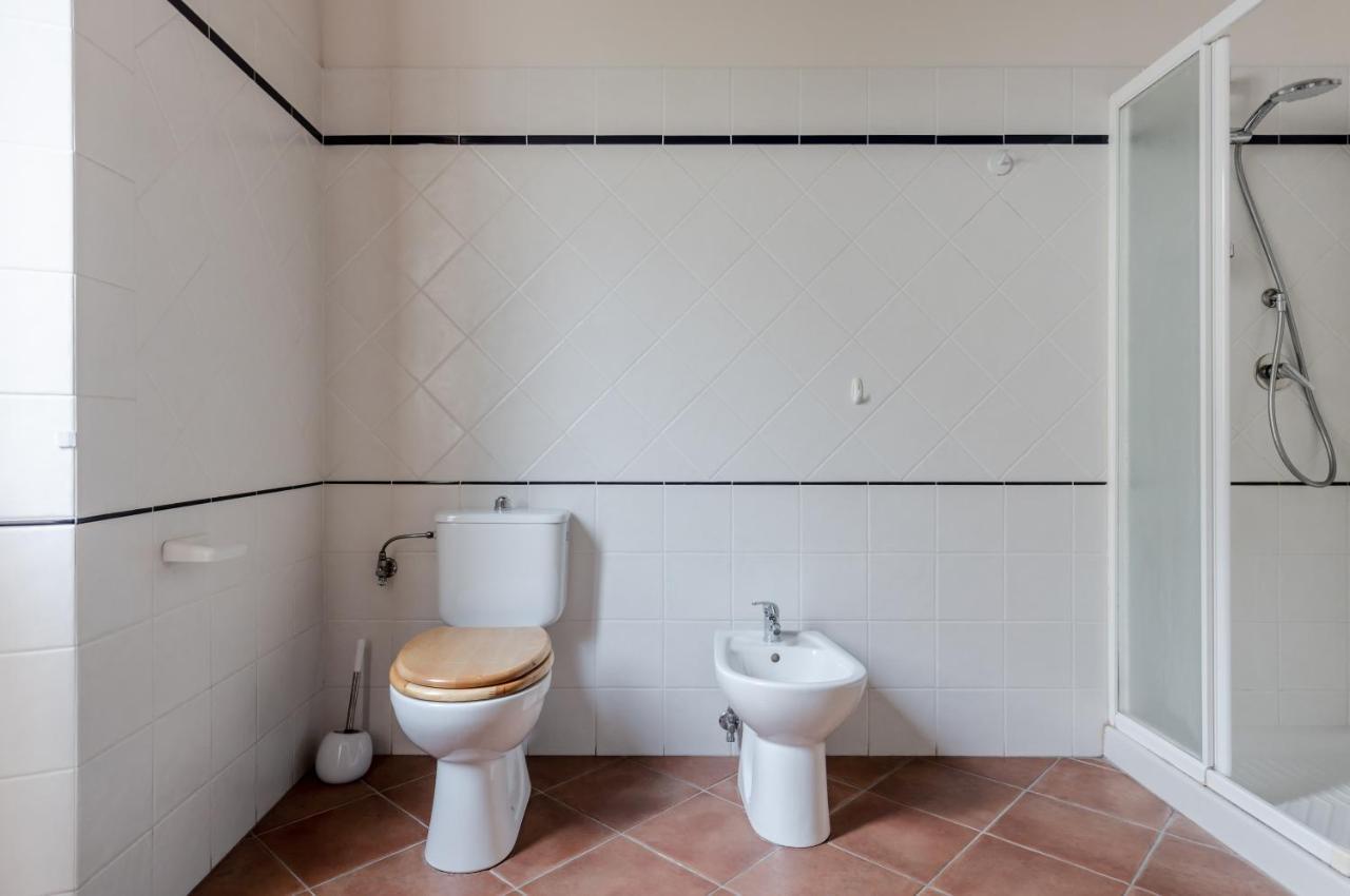 Lucca - Piazza Dell'Anfiteatro Central Apartment! ภายนอก รูปภาพ